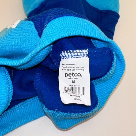 Petco Dog Hooded Sweatshirts Snow Man Blue Size Medium—2 Available - Picture 3 of 4